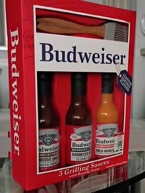 BUDWEISER Red 3-PACK Grilling Sauces GIFT SET w/Basting Brush NWT Tis Bud's 4 U!